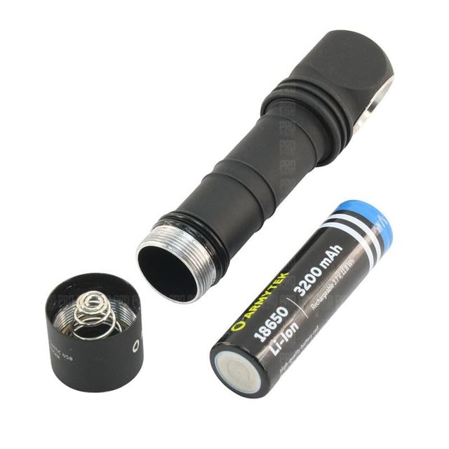 Wizard c2 wr. Фонарь Armytek Wizard c2 WR Magnet USB белый. Armytek Wizard c2 Pro провод зарядка. Armytek Wizard c2 Pro режимы. Кейс для налобного фонаря Wizard c2 WR.